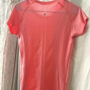 Lululemon Swiftly Tech Short Sleeve Crew